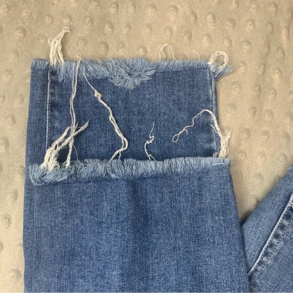 Women’s Paige Brigitte Crop Jeans Light Wash Mid Rise Distressed Hems Size 29 - Picture 6 of 11